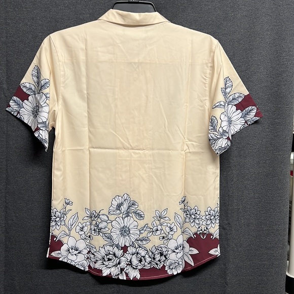 💥3/$30💥NWT Fashion Nova Men's Floral Colorblock SS Woven Top, White/Combo - M - Picture 4 of 9